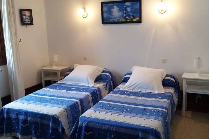 Location de vacances pour 12 personnes, avec balcon et jardin à Ainhoa - 4