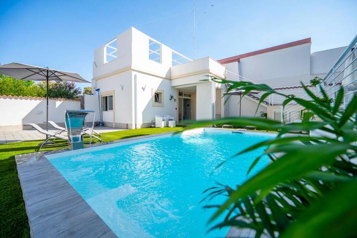 Apartamento de vacaciones para 3 personas, con jardín y piscina - 1
