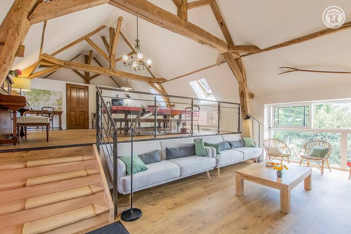 Gîte pour 8 personnes, avec Terrasse et Jardin