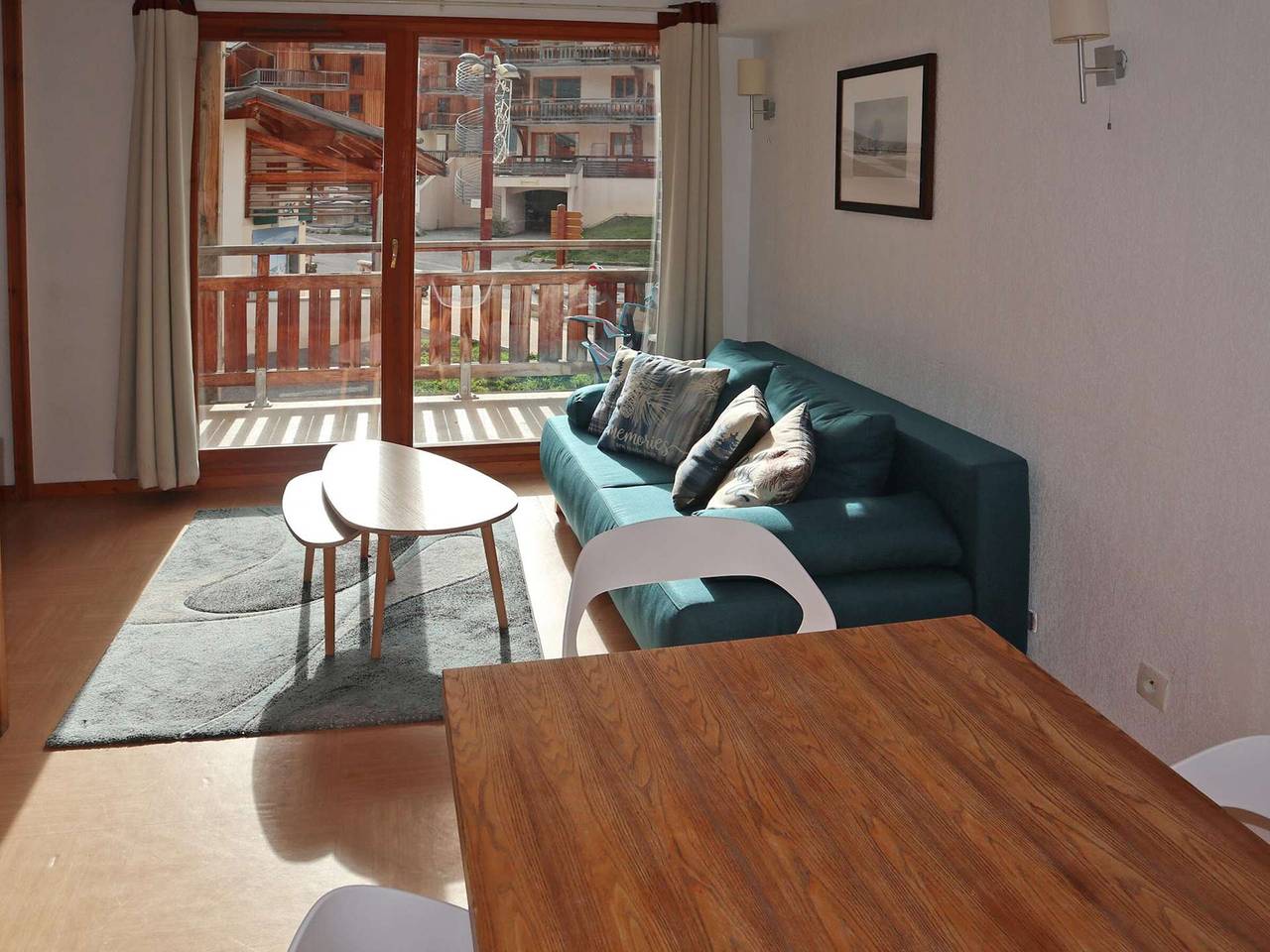 Entire apartment, Ski-in/Ski-out Apartment with Pool (6 pers) - Les Orres 1800 in Les Orres, Écrins National Park