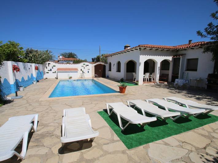 Casa rural para 8 personas, con Terraza y Jardín en Vilanova de Escornalbou