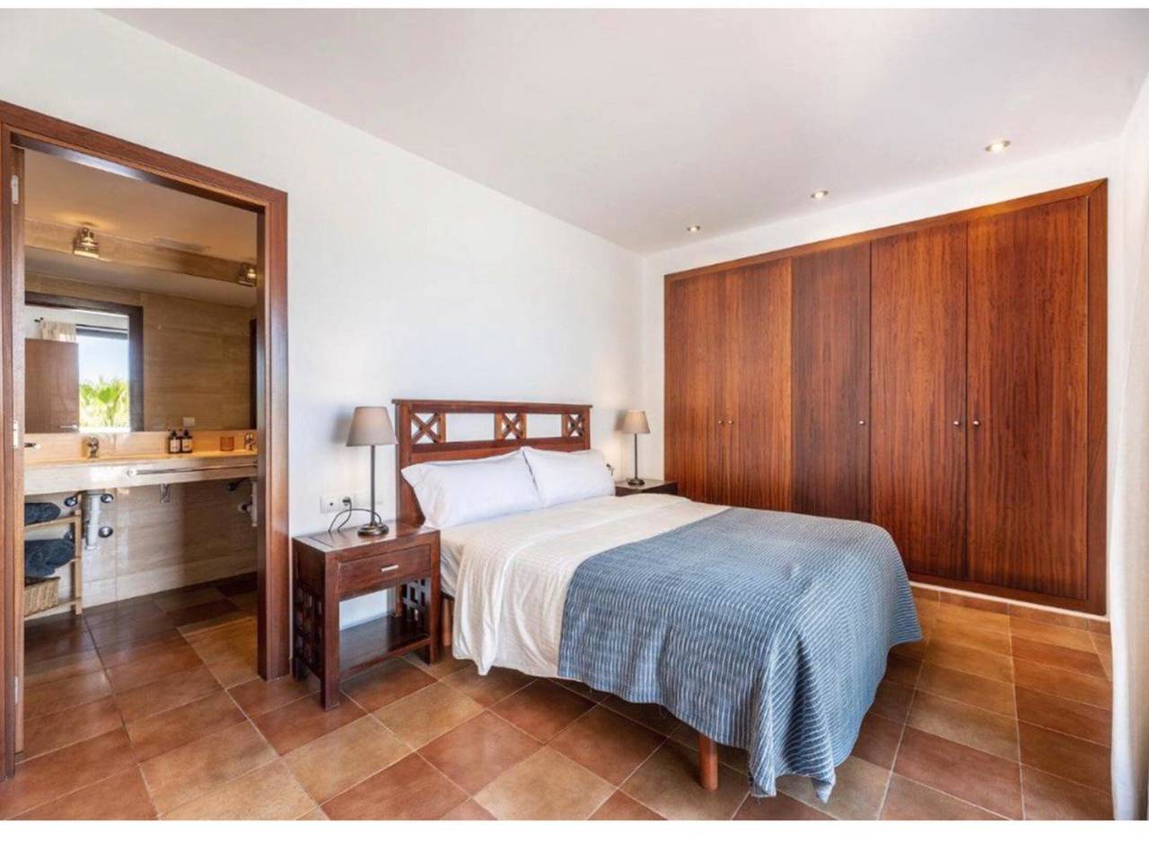Villa 'Can Sol' avec Piscine Privée, Wi-Fi et Climatisation in Ocean Beach Ibiza, Sant Josep de sa Talaia
