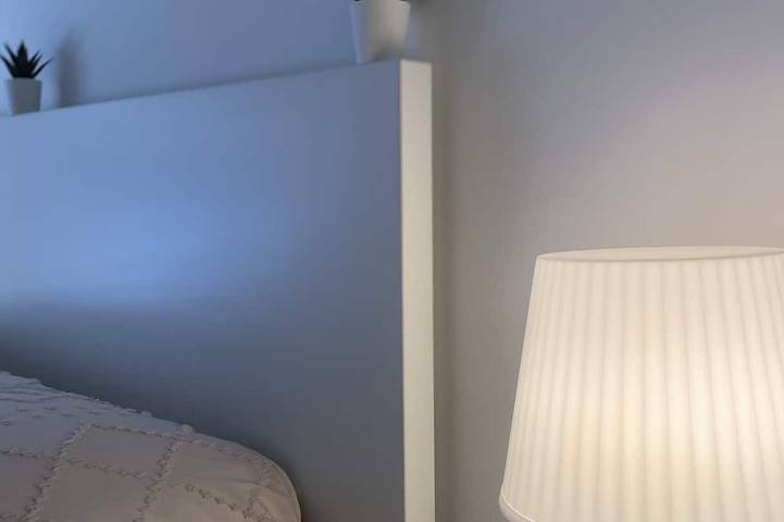 Appartement entier, Charmant studio, à la gare de Grenoble avec mezzanine in Grenoble, Isère