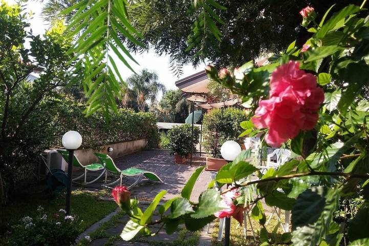 Villa pour 9 personnes, avec jardin - 1