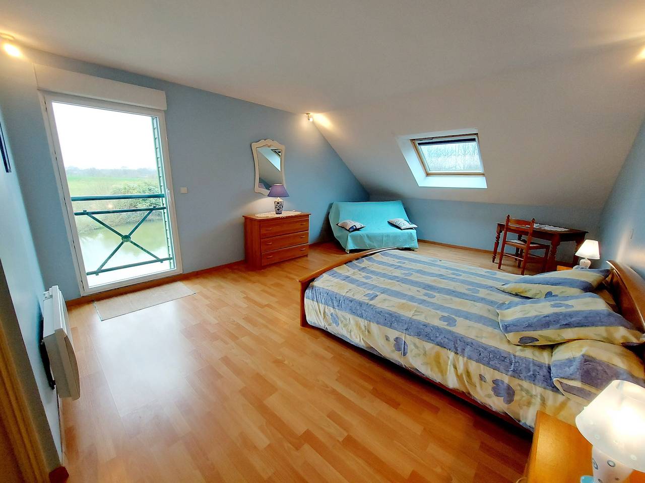 Gîte familial avec étang privé et accès Pmr à Saint-Mars-sur-la-Futaie in Saint-Mars-sur-la-Futaie, Mayenne