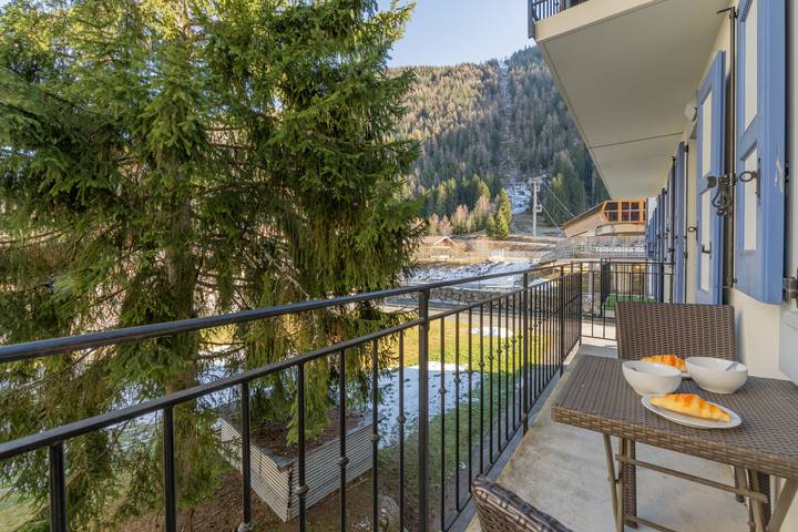 Gîte pour 4 personnes, avec sauna ainsi que piscine et balcon à Vallorcine - 2