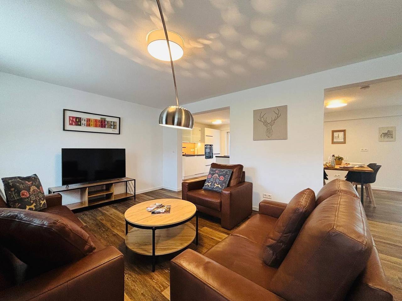 Ganze Wohnung, Aposto Apartments Am Marktplatz 13 mit privater Terrasse und Wlan in Oberderdingen, Kraichgau