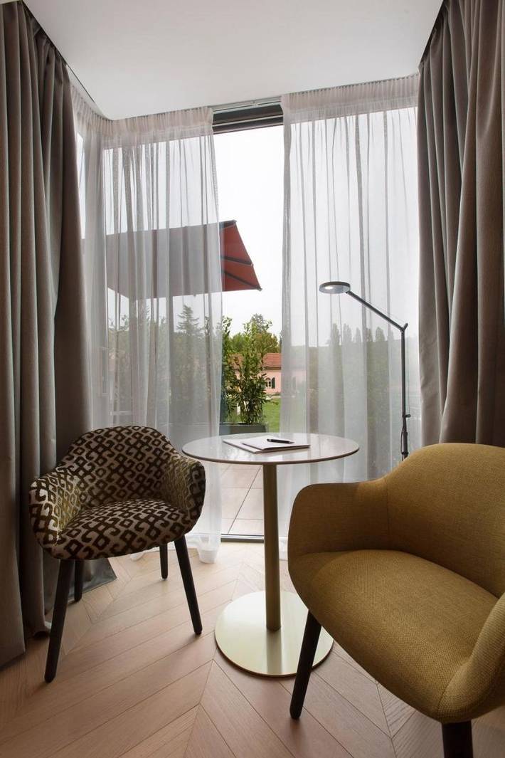 Hôtel pour 3 personnes, avec vue et jardin, animaux acceptés à Serralunga d'Alba - 4