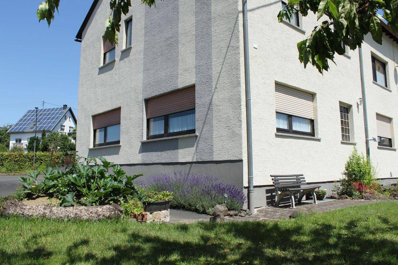 Ganze Ferienwohnung, 5-Bett-Ferienwohnung Bad/Wc, 3 Schlafräume in Darscheid, Vulkaneifel