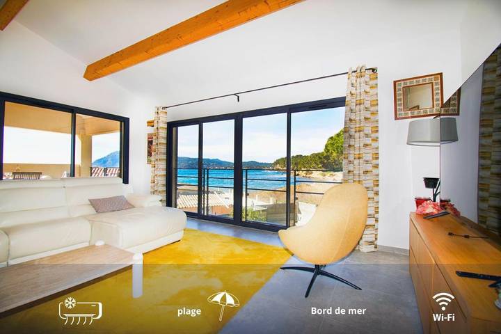 Location de vacances pour 6 personnes, avec vue et jardin dans Plage Saint Asile
