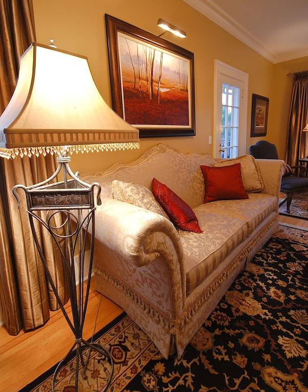 Luxuriöses, preisgekröntes Herrenhaus in der Nähe des Deer Lake in Burnaby, British-Columbia