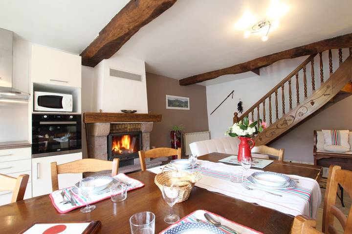 Gîte pour 8 personnes, avec terrasse et jardin à Bidarray - 2