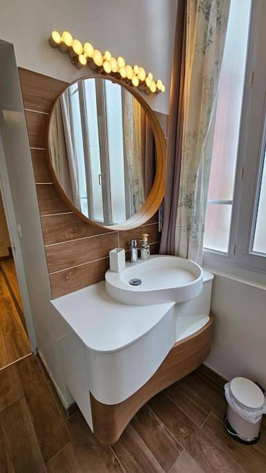 Appartement entier, One-Bedroom Apartment in Royat, Parc naturel régional des Volcans d'Auvergne