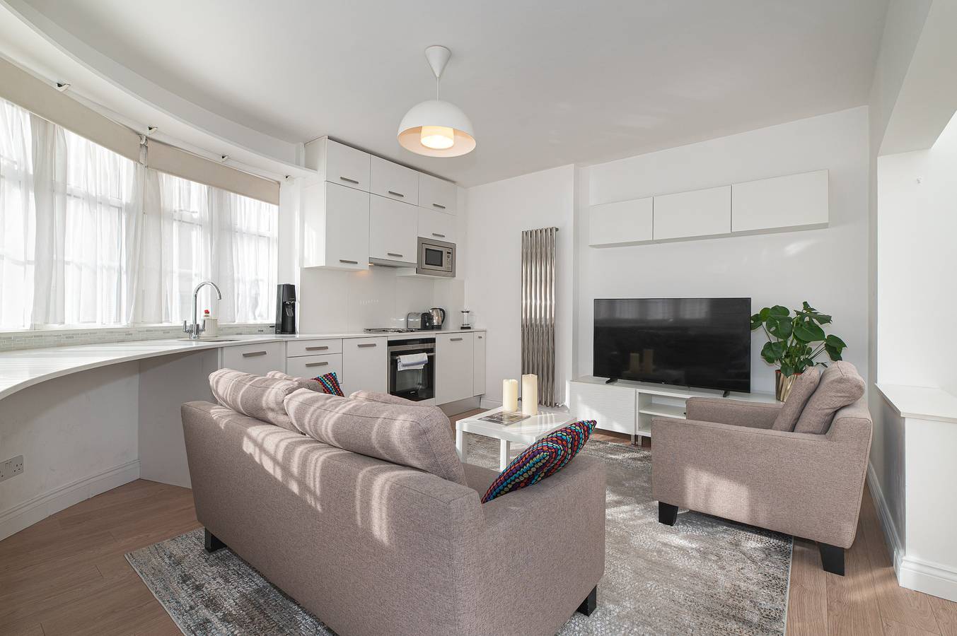 Entire apartment, Modern Split-Level flat, South Kensington, London - Pass the Keys in London, South East England