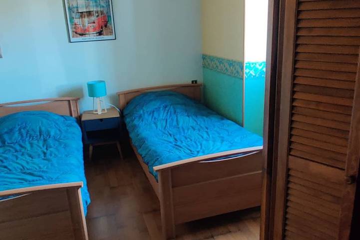 Location de vacances pour 8 personnes, avec terrasse et jardin, animaux acceptés à Thevet-Saint-Julien - 4