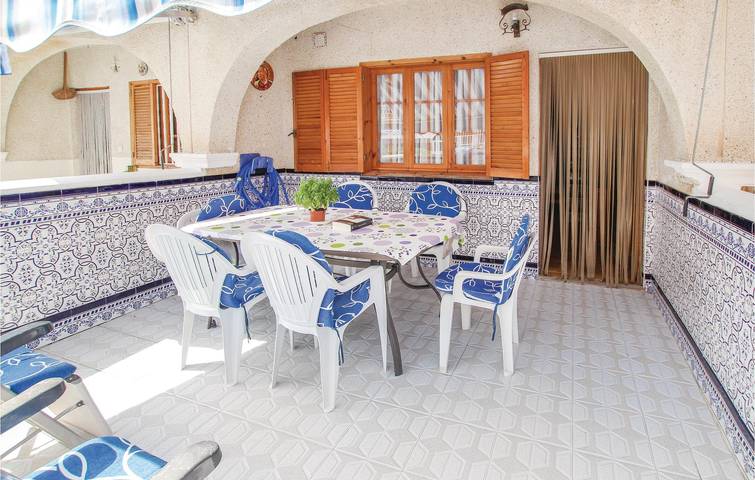Retiro junto al mar: 70 m², aparcamiento, aire acondicionado, terraza y WiFi in Playa Lisa, Santa Pola