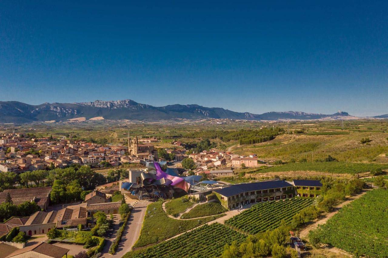 Hotel Marqués de Riscal, a Luxury Collection Hotel, Elciego in Elciego, Rioja Alavesa
