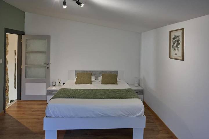 Location de vacances pour 8 personnes, avec jardin dans Soy - 3