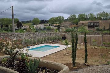 Cottage pour 10 personnes, avec jardin et terrasse à Tournissan