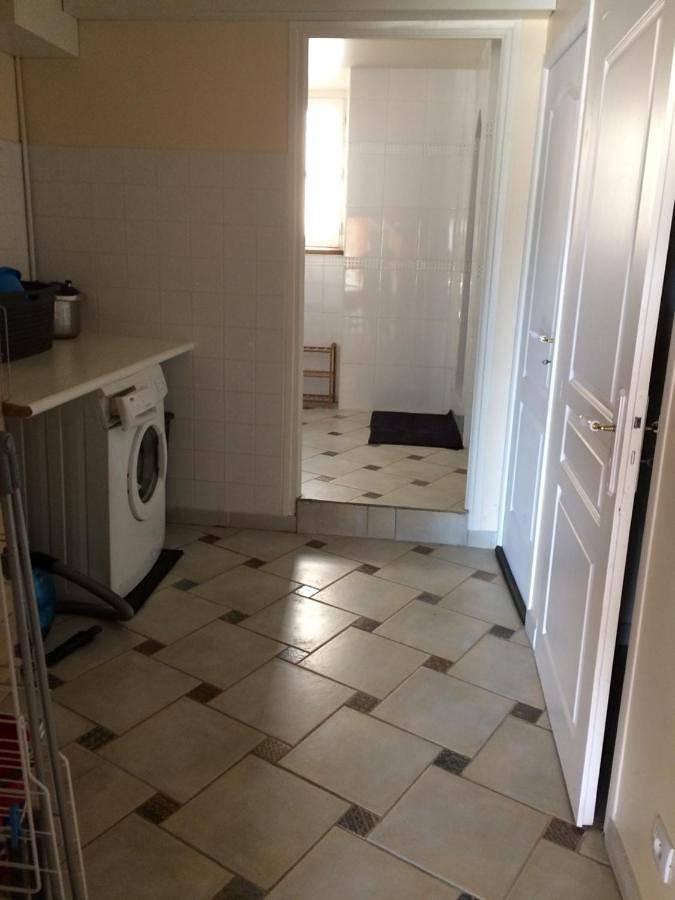 Gîte pour 4 personnes, avec jacuzzi ainsi que piscine et jardin, adapté aux familles à Castelnau-de-Mandailles - 4