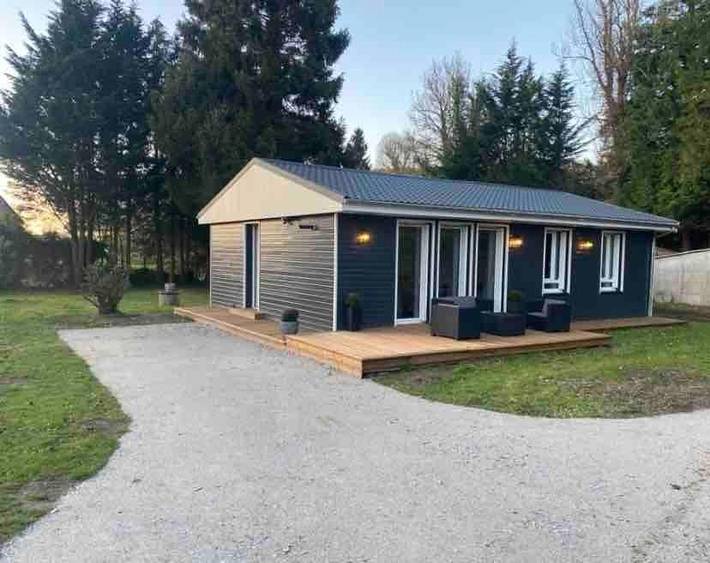 Location de vacances pour 6 personnes, avec jardin et terrasse à Asnières