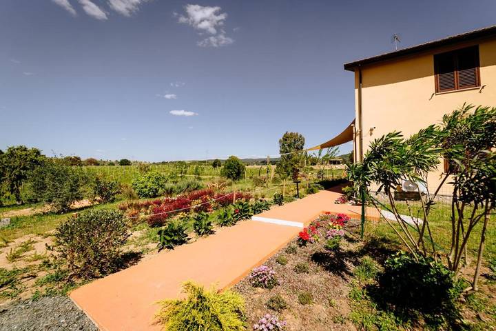 Villa pour 15 personnes, avec Jacuzzi et Terrasse ainsi que Jardin et Vue à Grosseto - 2