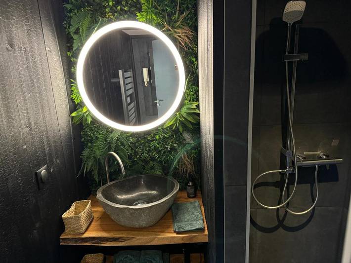 Gîte pour 2 personnes, avec terrasse à Remiremont - 4