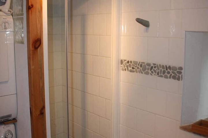 Location de vacances pour 4 personnes, avec jardin et terrasse à Confort-Meilars - 4