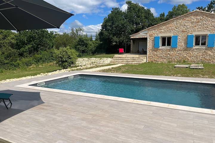 Villa pour 6 personnes, avec Terrasse et Jardin