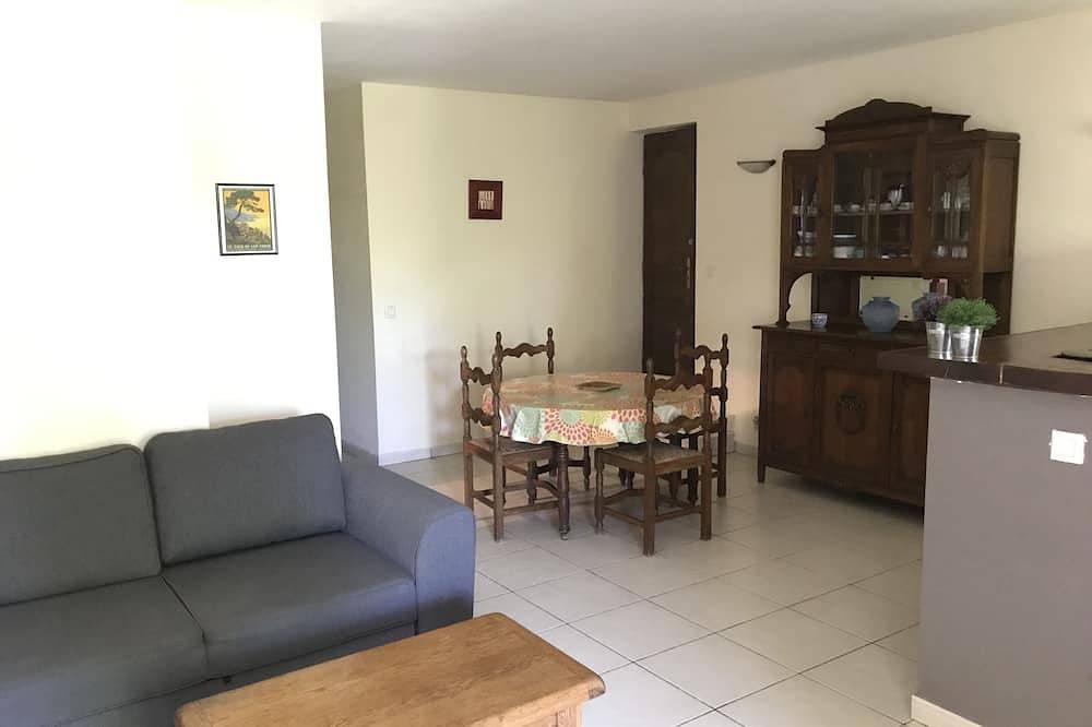 Ganze Wohnung, \"Le verger\": Schöne 1-Zimmer-Wohnung (60 m²), ruhig, nahe dem Zentrum und den Stränden in Macinaggio, Rogliano