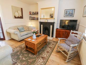 Holiday Home for 4 People in Redcar and Cleveland, Photo 4