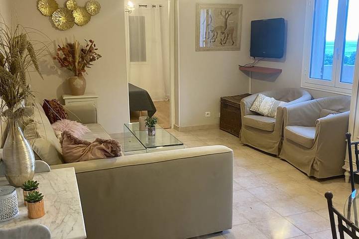 Location de vacances pour 4 personnes, avec balcon à Santa-Maria-di-Lota