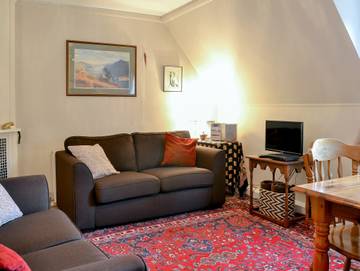 Log Cabin for 4 People in Red Wharf Bay, Isle of Anglesey, Photo 2