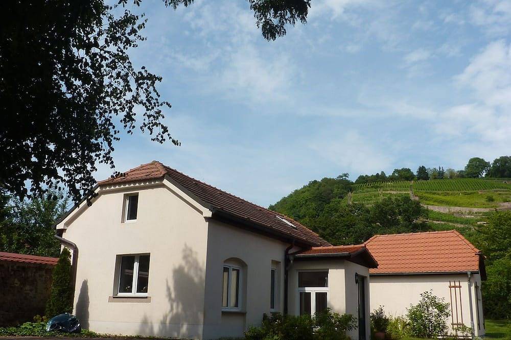 Ferienhaus im Paradies in Radebeul, Meißen Region