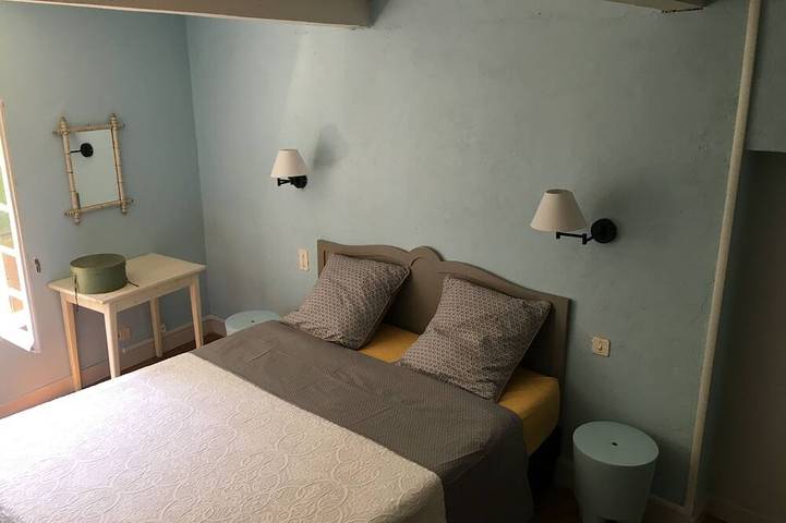 Location de vacances pour 6 personnes, avec jardin dans Cite Medievale - 4