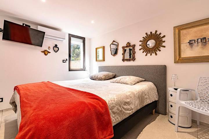 Gîte pour 6 personnes, avec terrasse dans Gare du Club Med Cocody - 4