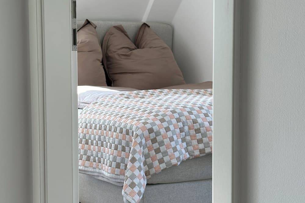Ganze Wohnung, Luxusapartment am Freiburger Stadtrand in Merzhausen, Südschwarzwald
