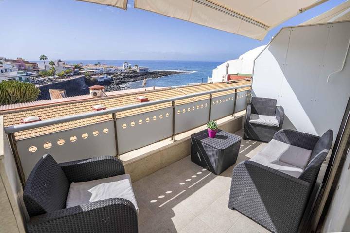 Gîte pour 3 personnes, avec vue ainsi que jardin et balcon dans La Caleta - 2