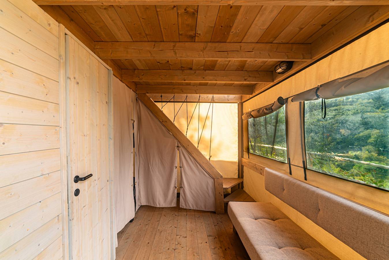 Bungalow für 4 Personen mit Kinderpool in Isolabona, Ligurische Alpen