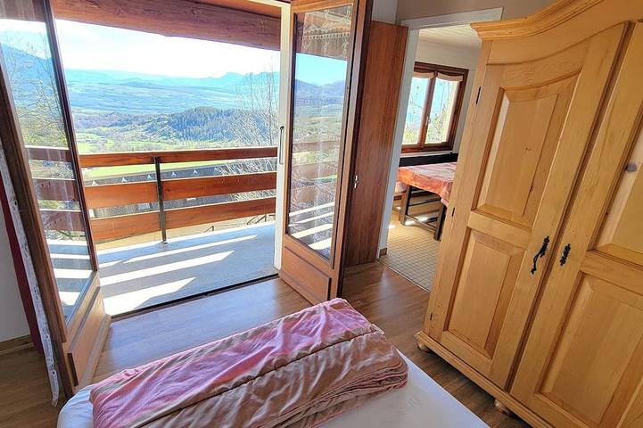 Ganze Wohnung, Sonnige Apartment am Skihang - 4 Personen, 2 Schlafzimmer, Balkon, Haustiere erlaubt in Saint-Michel-de-Chaillol, Nationalpark Écrins