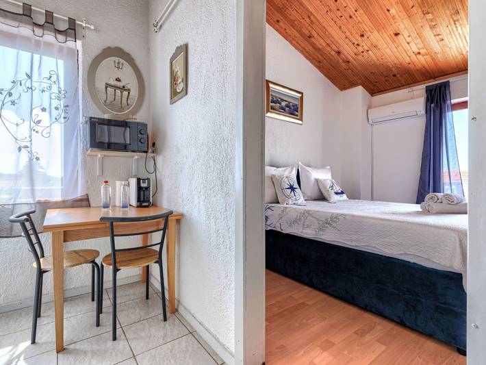 Ferienwohnung für 2 Personen, mit Garten und Terrasse in Medulin - 3