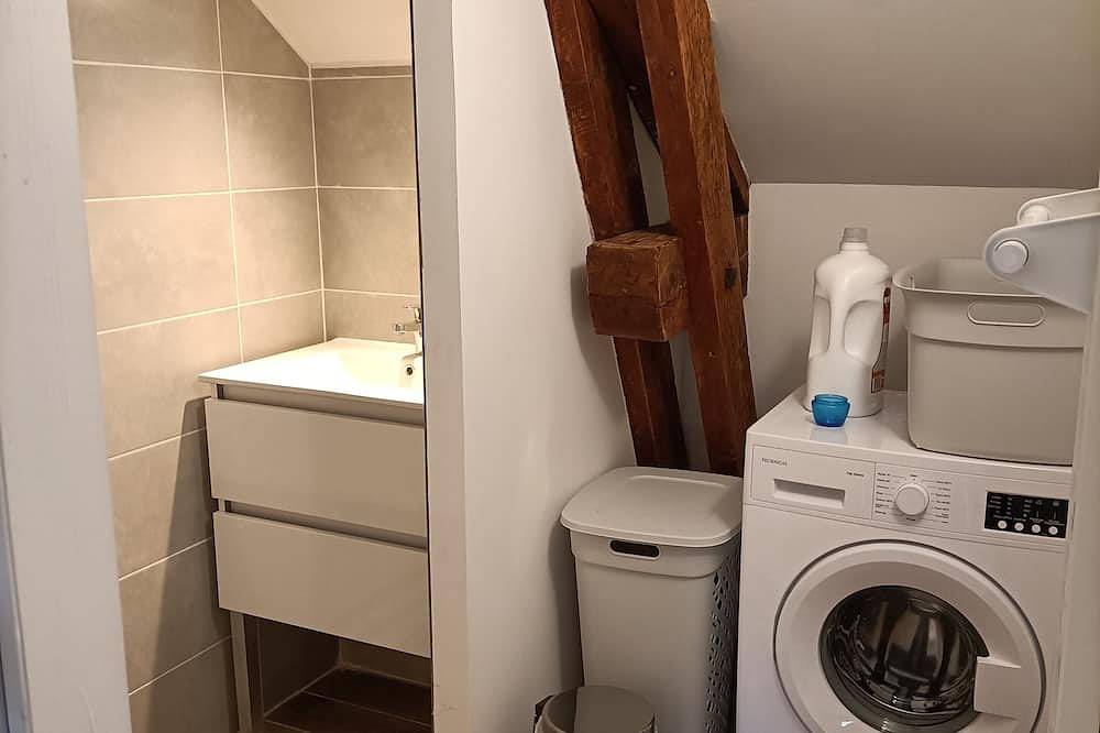 Appartement entier, Une vue exceptionnelle sur La Cavalerie! Pour une famille de 4 ou 2 couples. in La Cavalerie, Parc naturel régional des Grands Causses