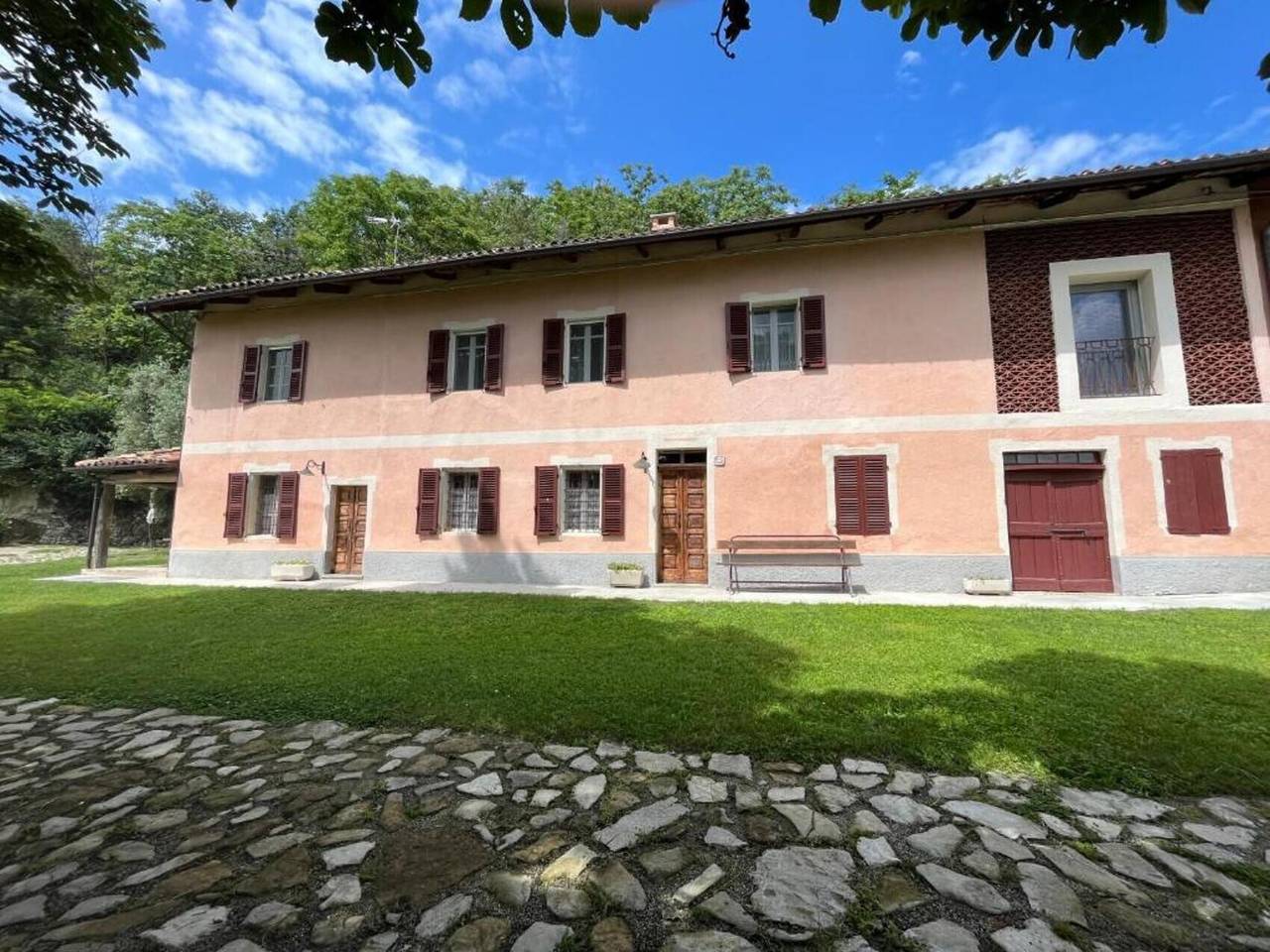Villa „Cascina Voglietti“ mit privatem Bio-Pool, Wlan und Klimaanlage in Murisengo, Alessandria Provinz