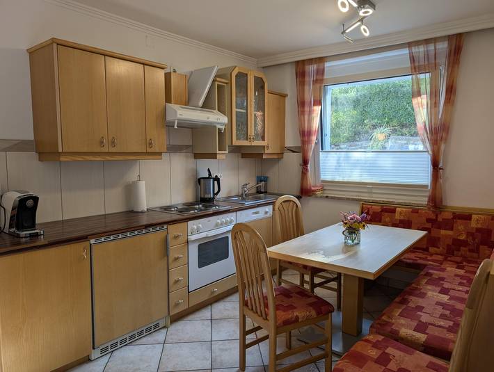 Ferienwohnung für 6 Personen, mit Balkon und Terrasse sowie Garten und Pool am Millstätter See - 4