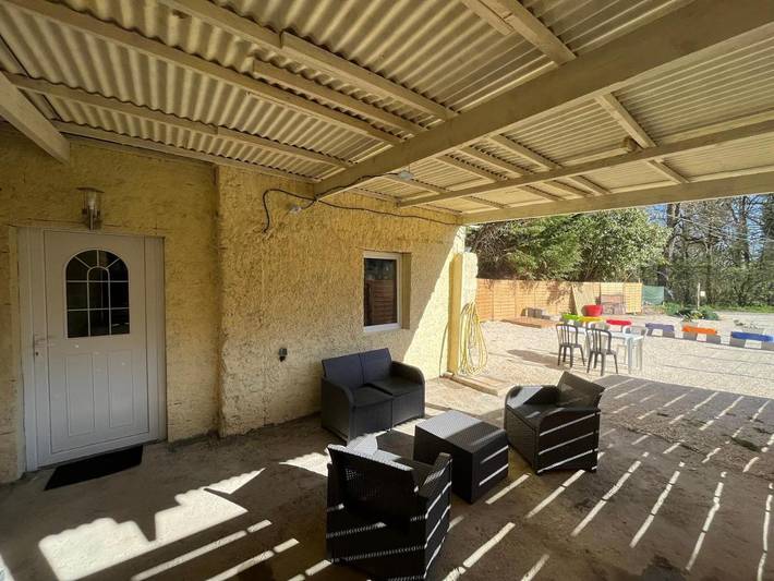 Gîte pour 2 personnes, avec terrasse à Château-l'Évêque - 3