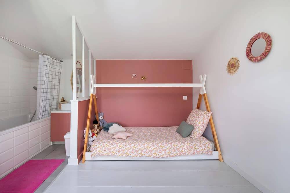 La Radieuse - Maison lumineuse avec piscine in Saint-Didier-au-Mont-d'Or, Lyon et ses environs