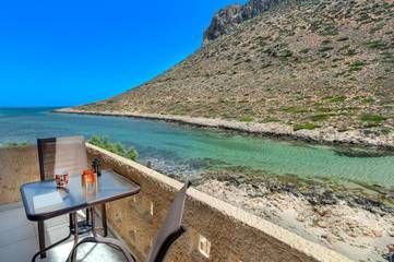 Ferienwohnung für 2 Personen, mit Garten und Ausblick in Chania und Umgebung