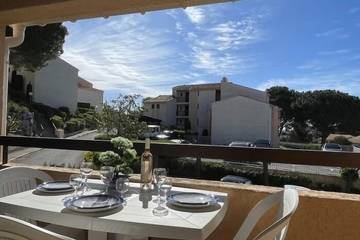 Gîte pour 5 personnes, avec piscine et balcon dans Plage de la Gaillarde