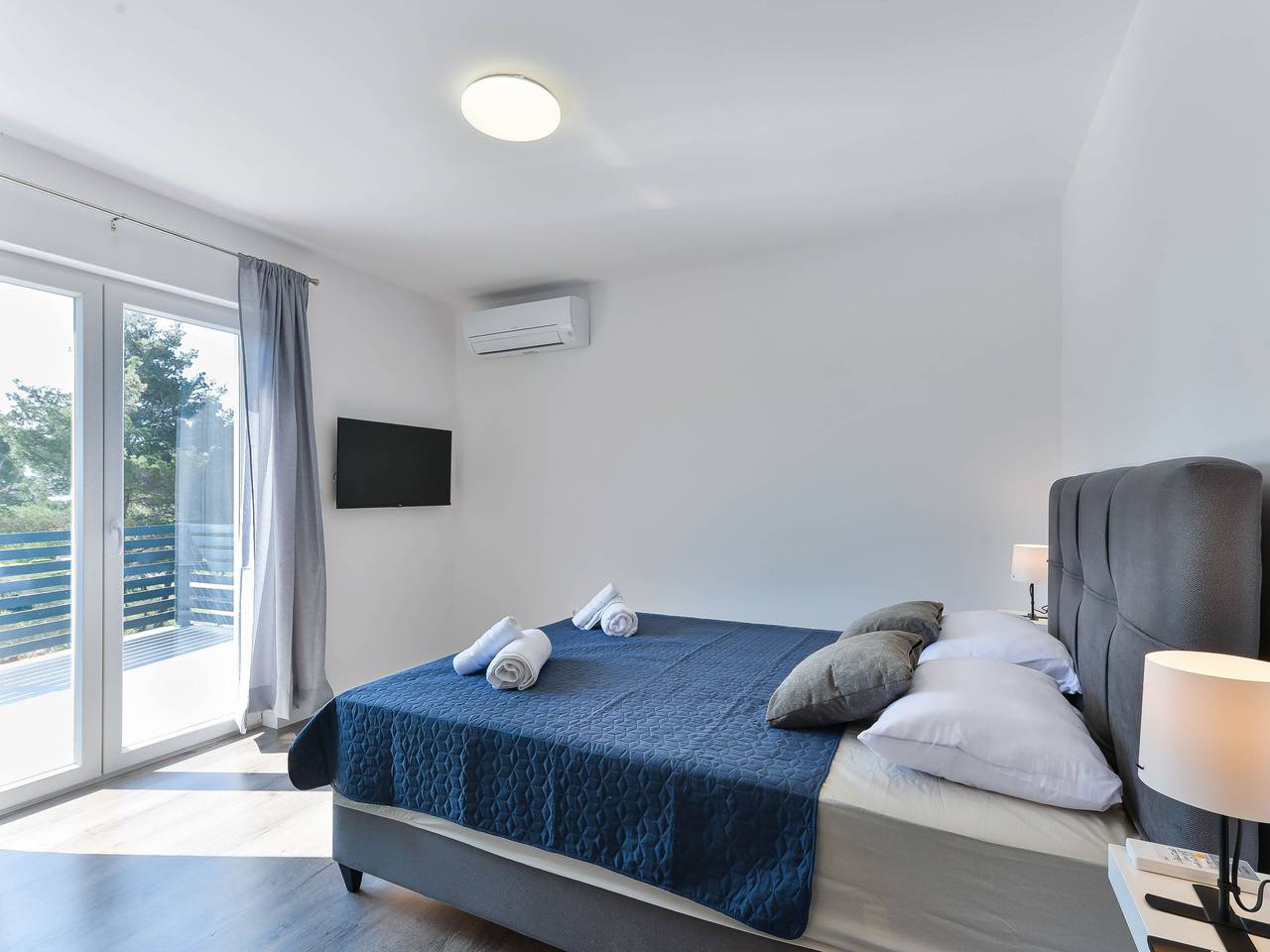 Gušt in Tribunj, Šibenik-Knin