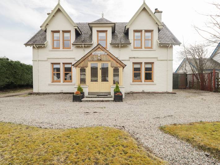 Gîte pour 8 personnes, avec jardin à Aviemore - 3